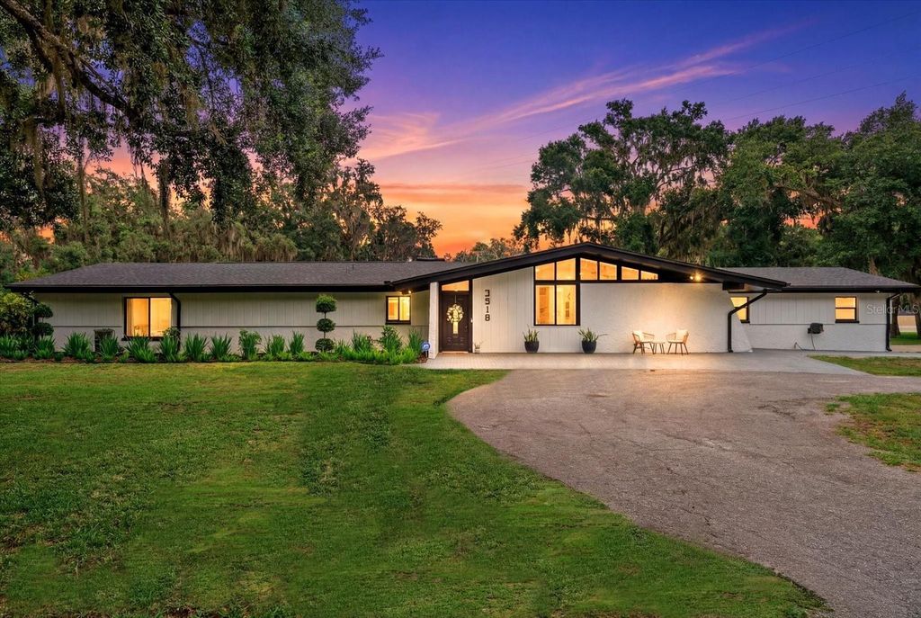 Photo of 3518 Berger Road, Lutz, FL 33548 (MLS # TB8512090)