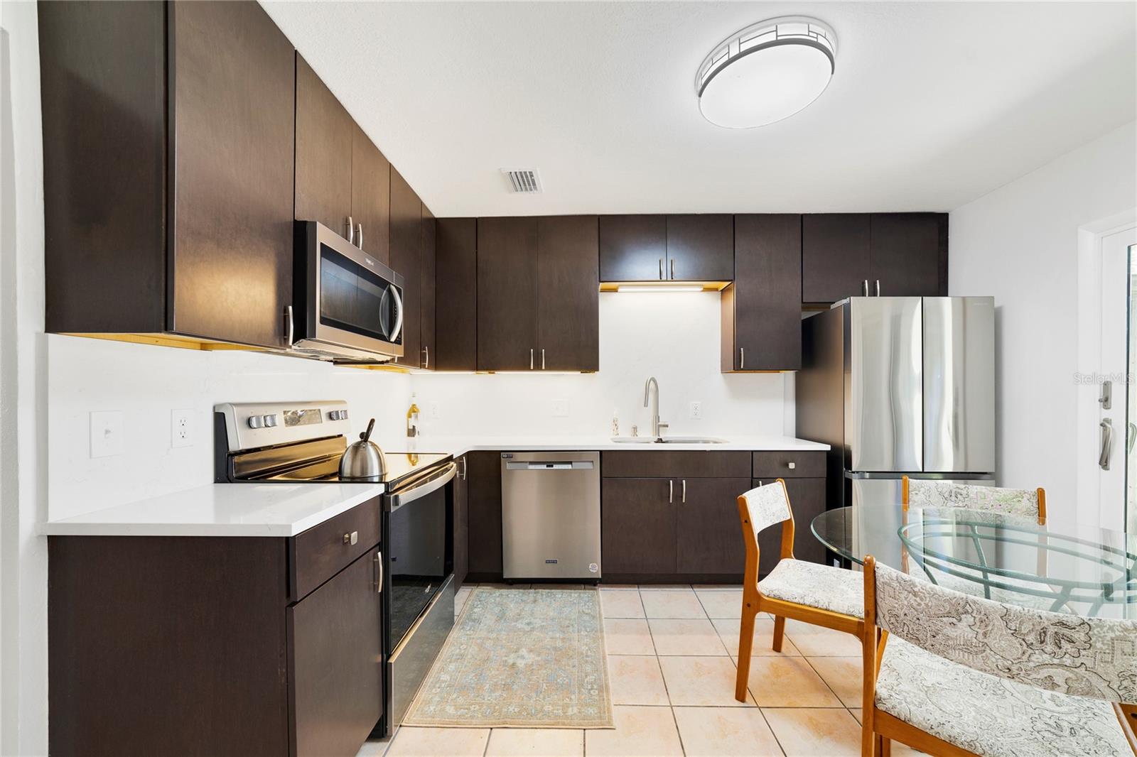 LAKE VILLAS CONDO - Residential