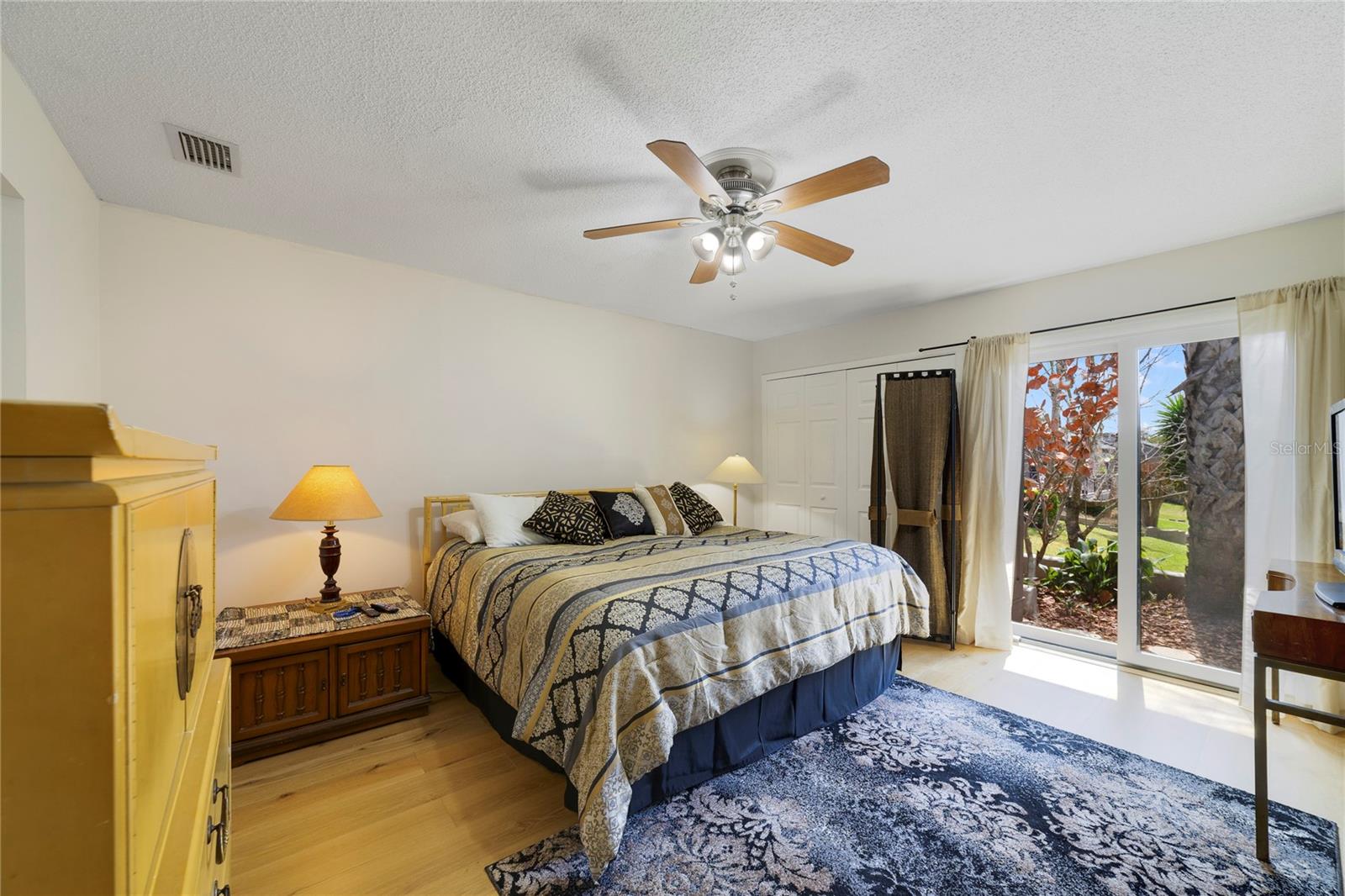 LAKE VILLAS CONDO - Residential