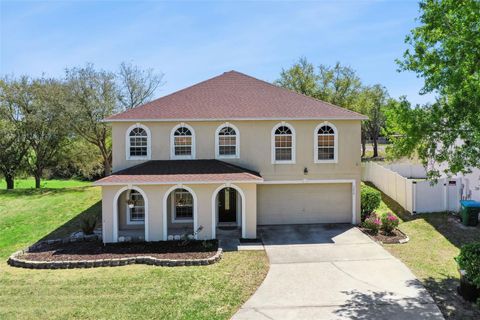 Photo of 1614 Ridgemoor Drive, Mascotte, FL 34753 (MLS # O6386016)