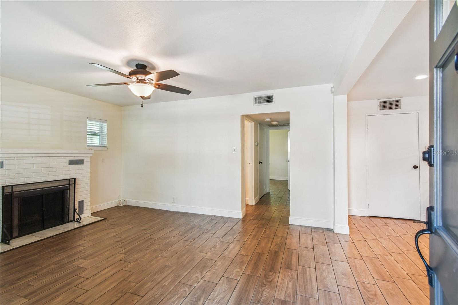 3215 W VILLA ROSA STREET