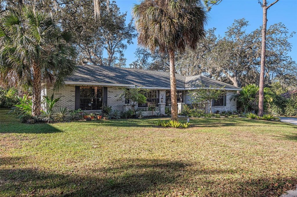 Photo of 206 Wild Oak Drive, Brandon, FL 33511 (MLS # TB8428426)