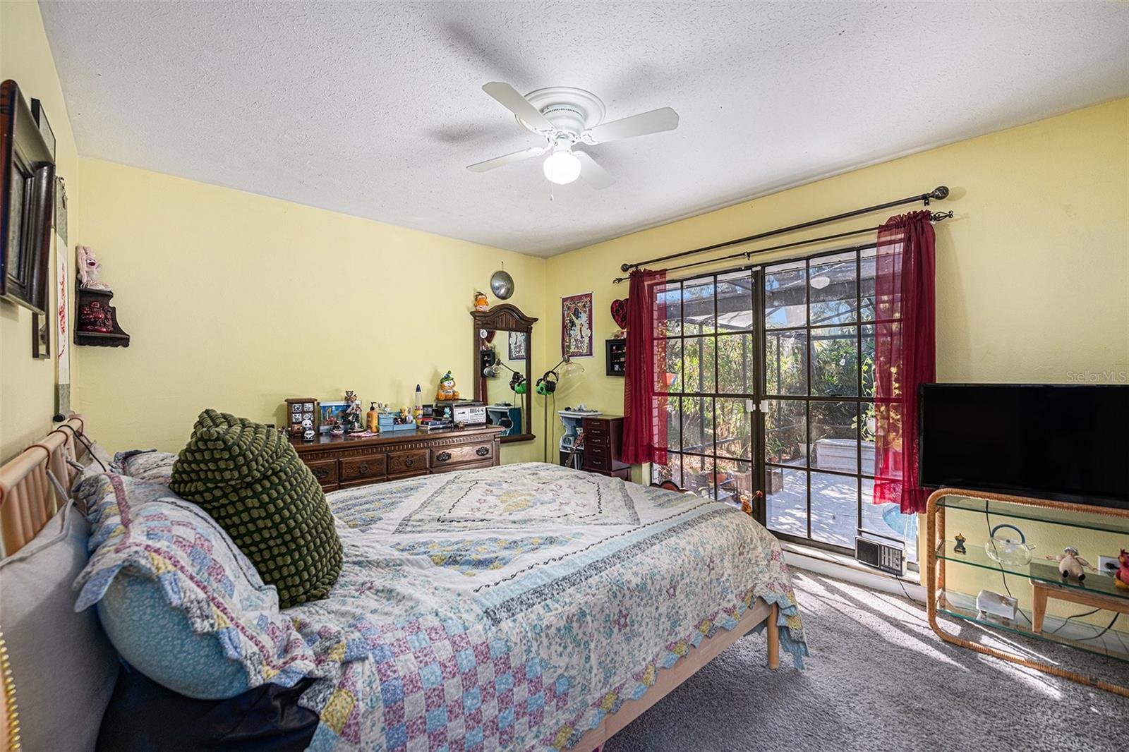 GLEN OAKS SOUTH - Residential