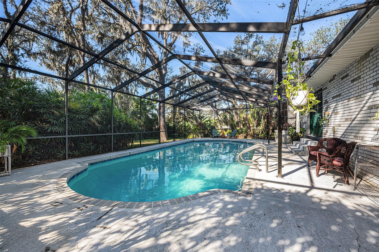 GLEN OAKS SOUTH - Residential