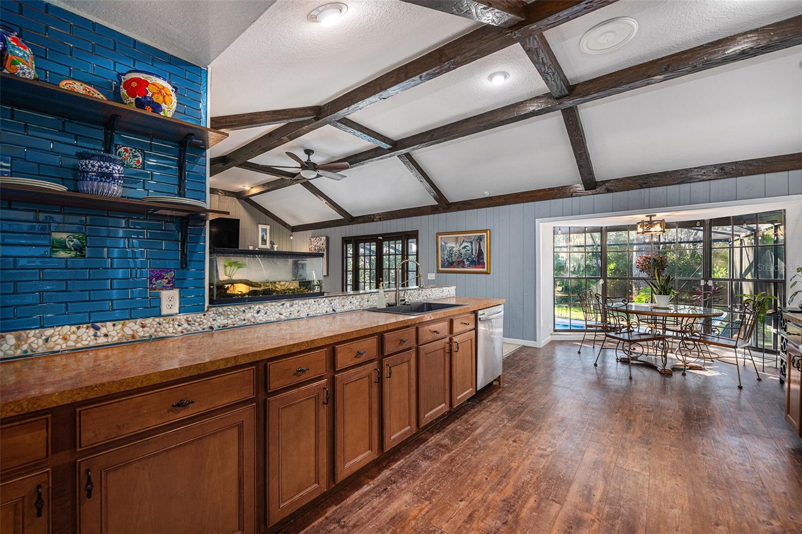 GLEN OAKS SOUTH - Residential