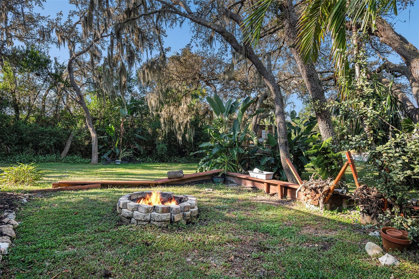 GLEN OAKS SOUTH - Residential