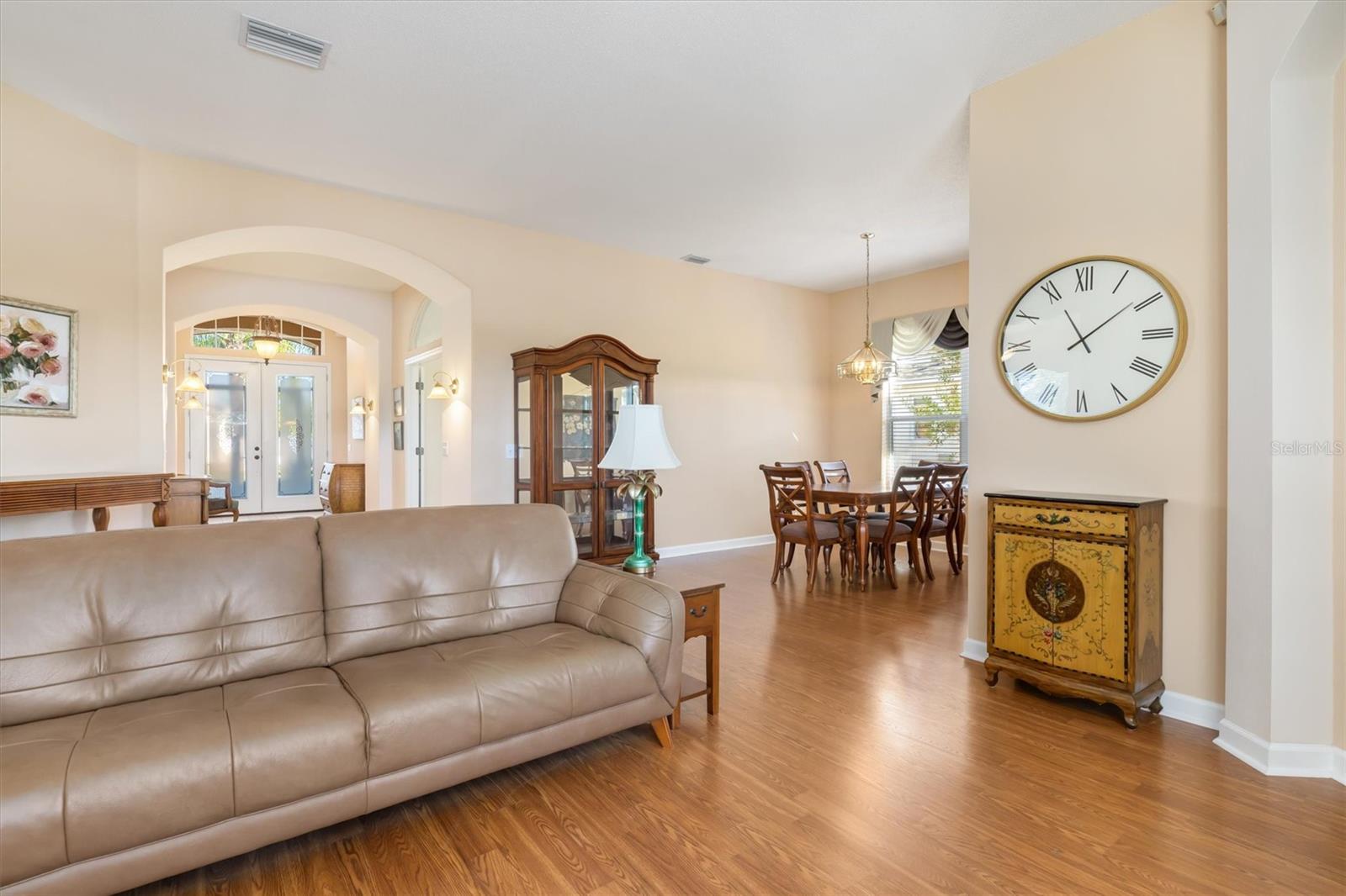 WOODMERE LAKES - Residential