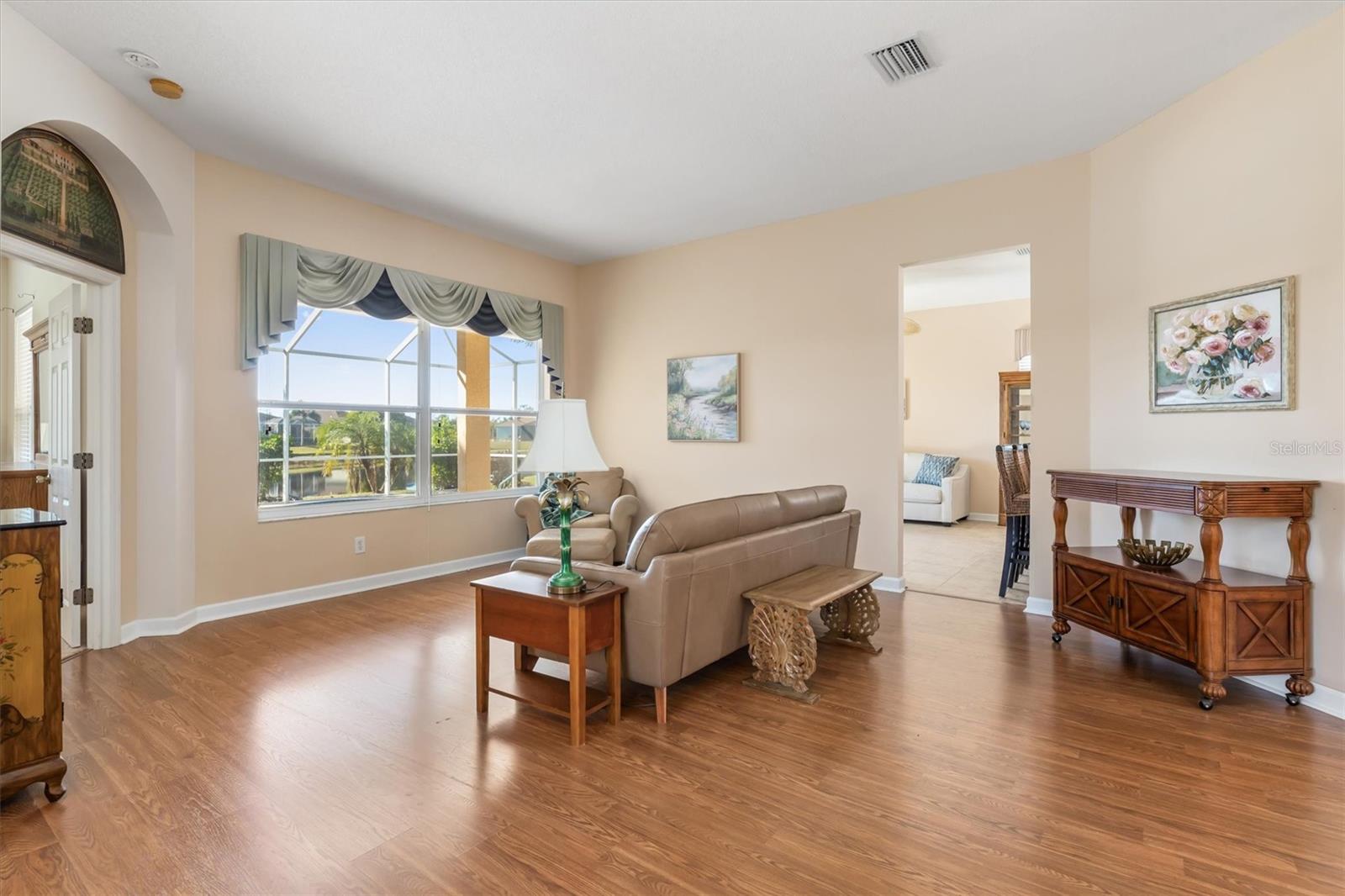 WOODMERE LAKES - Residential