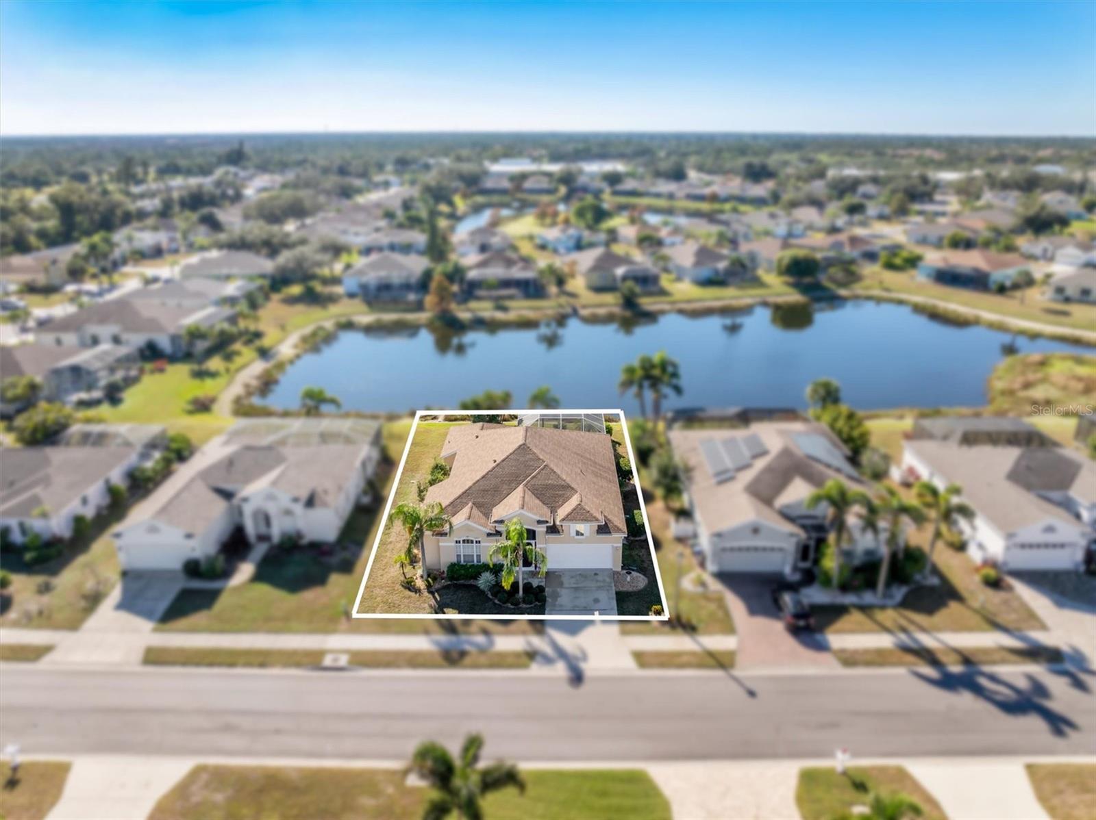 WOODMERE LAKES - Residential