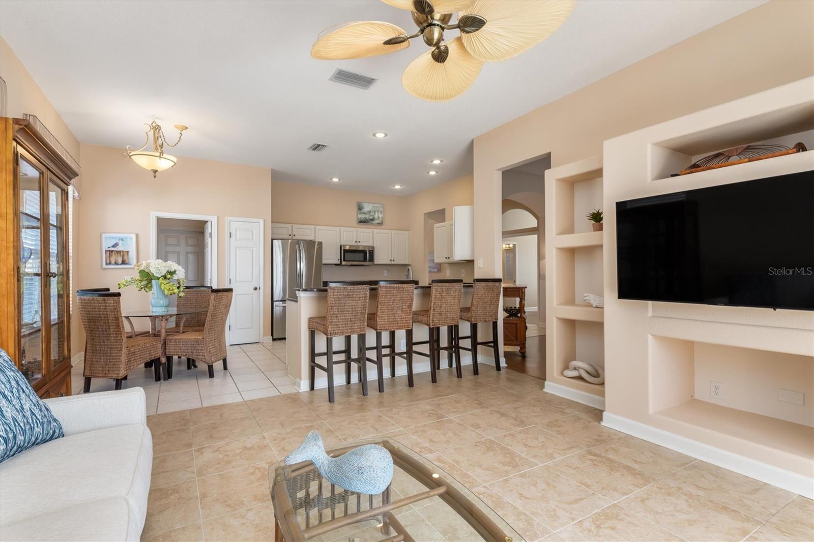 WOODMERE LAKES - Residential