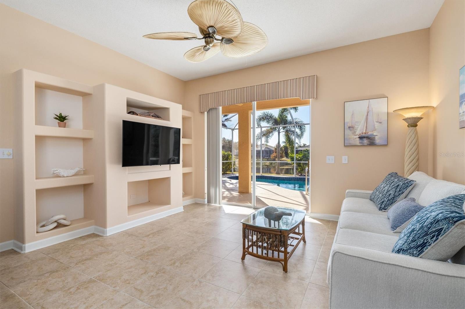 WOODMERE LAKES - Residential