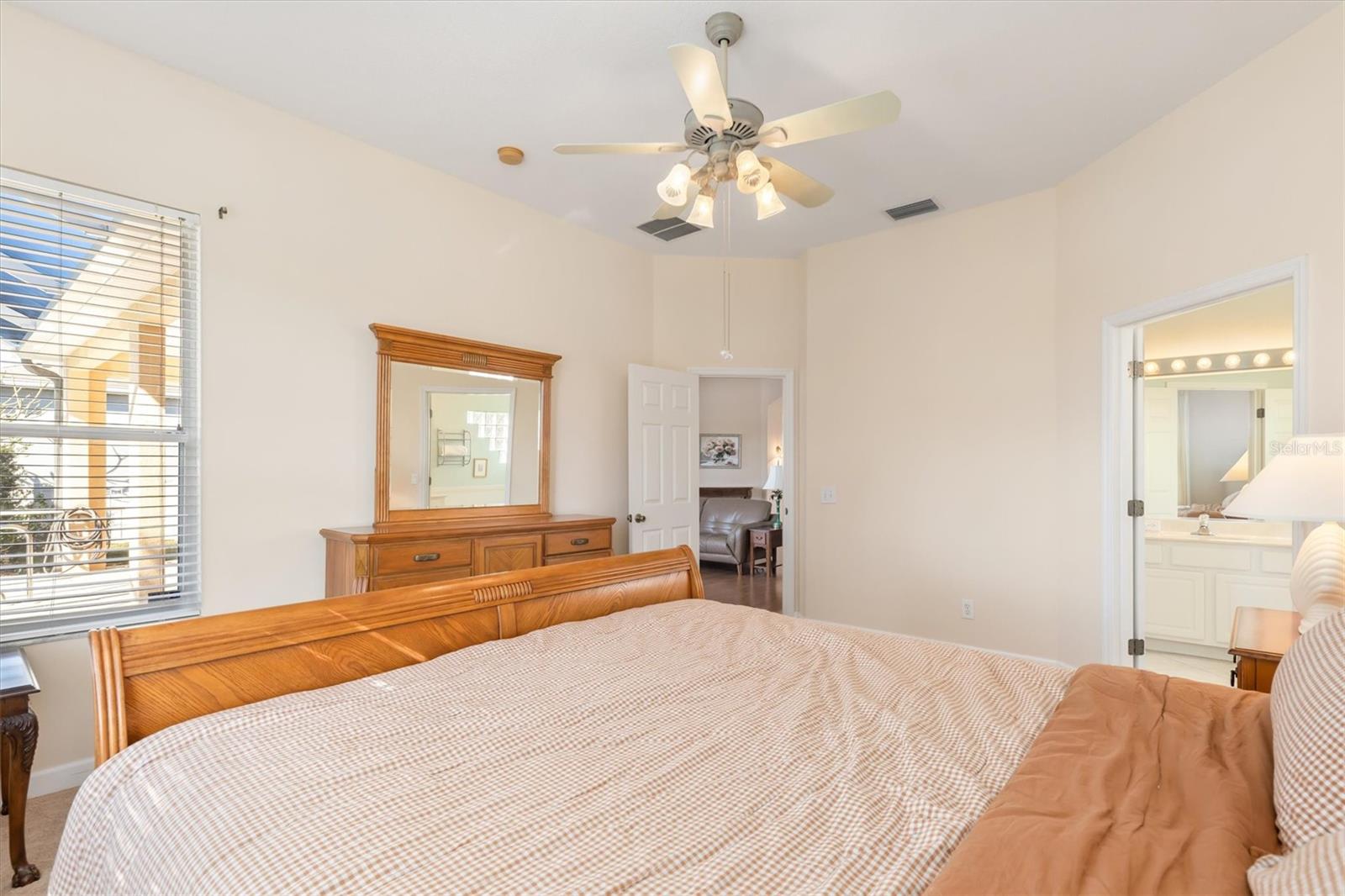 WOODMERE LAKES - Residential