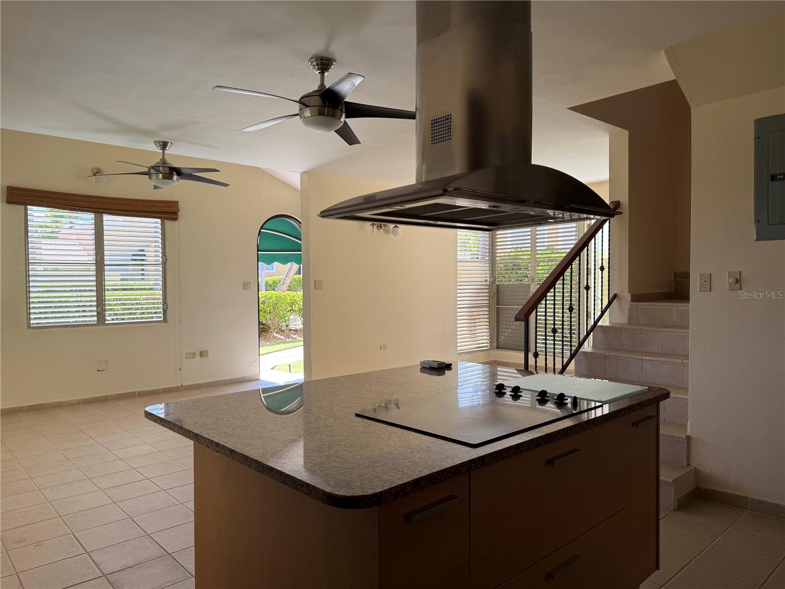 CANDELERO - Residential Lease