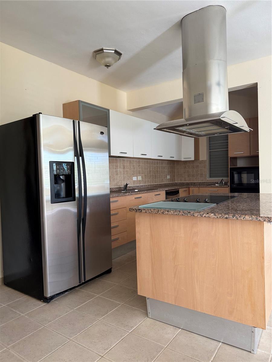 CANDELERO - Residential Lease