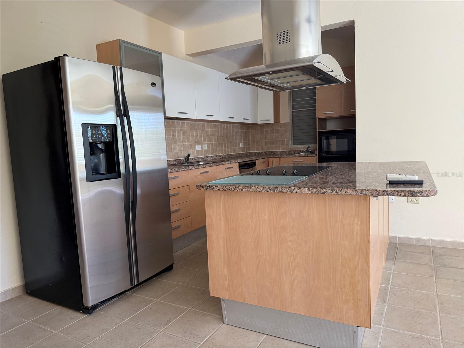 CANDELERO - Residential Lease