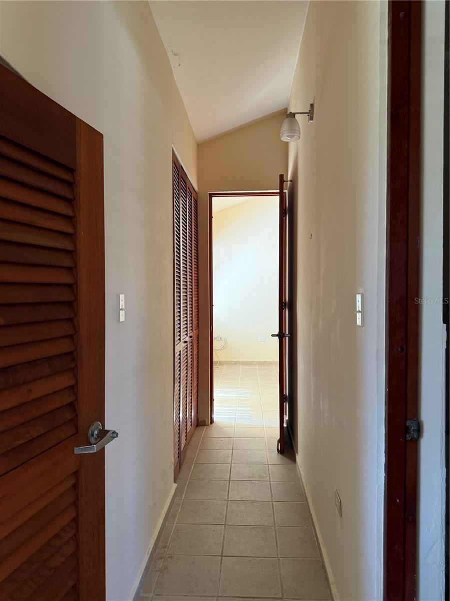 CANDELERO - Residential Lease
