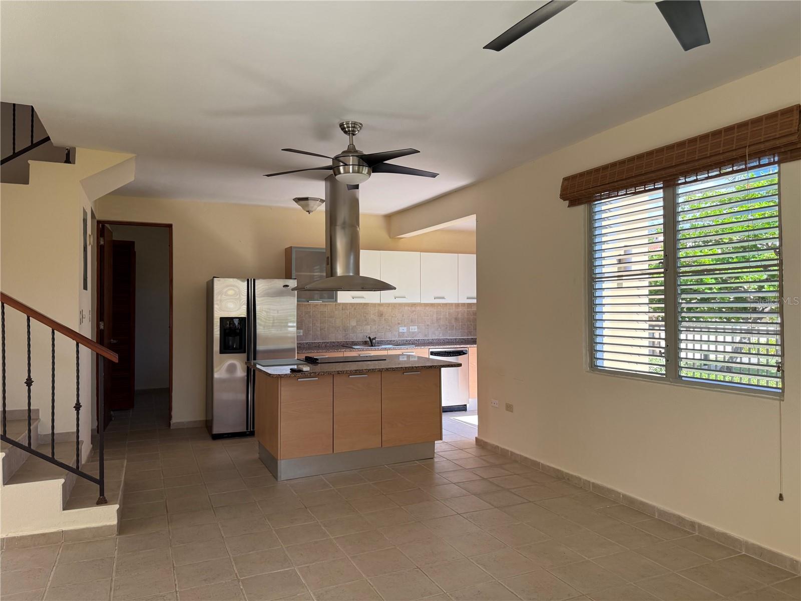 CANDELERO - Residential Lease