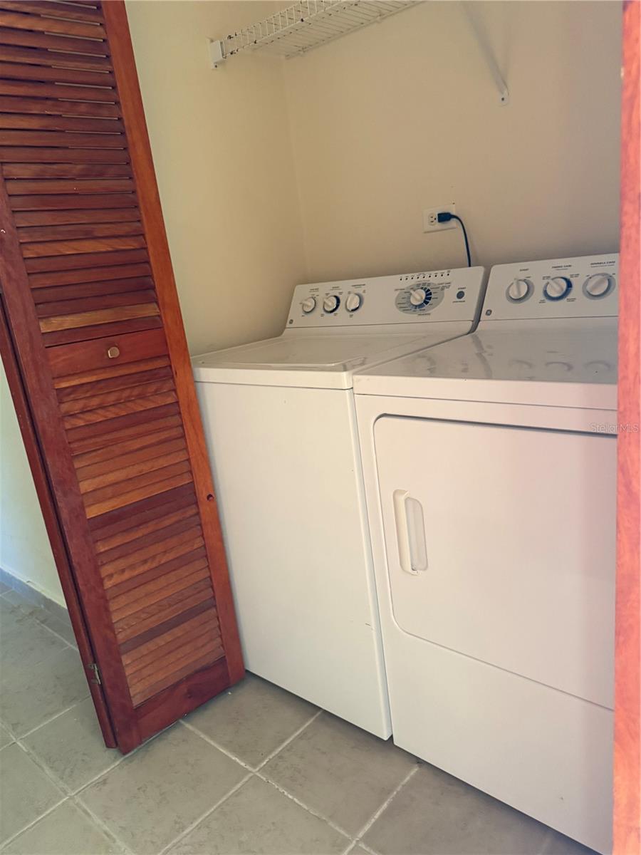 CANDELERO - Residential Lease