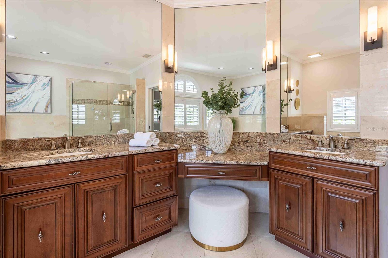 0IP CHEVAL TENNIS VILLAGE CONDOMINIUM II - Residential