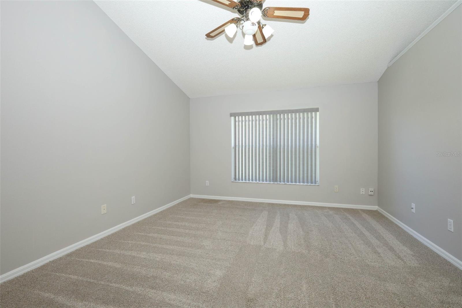 WATERFORD LAKES TR N33 - Residential