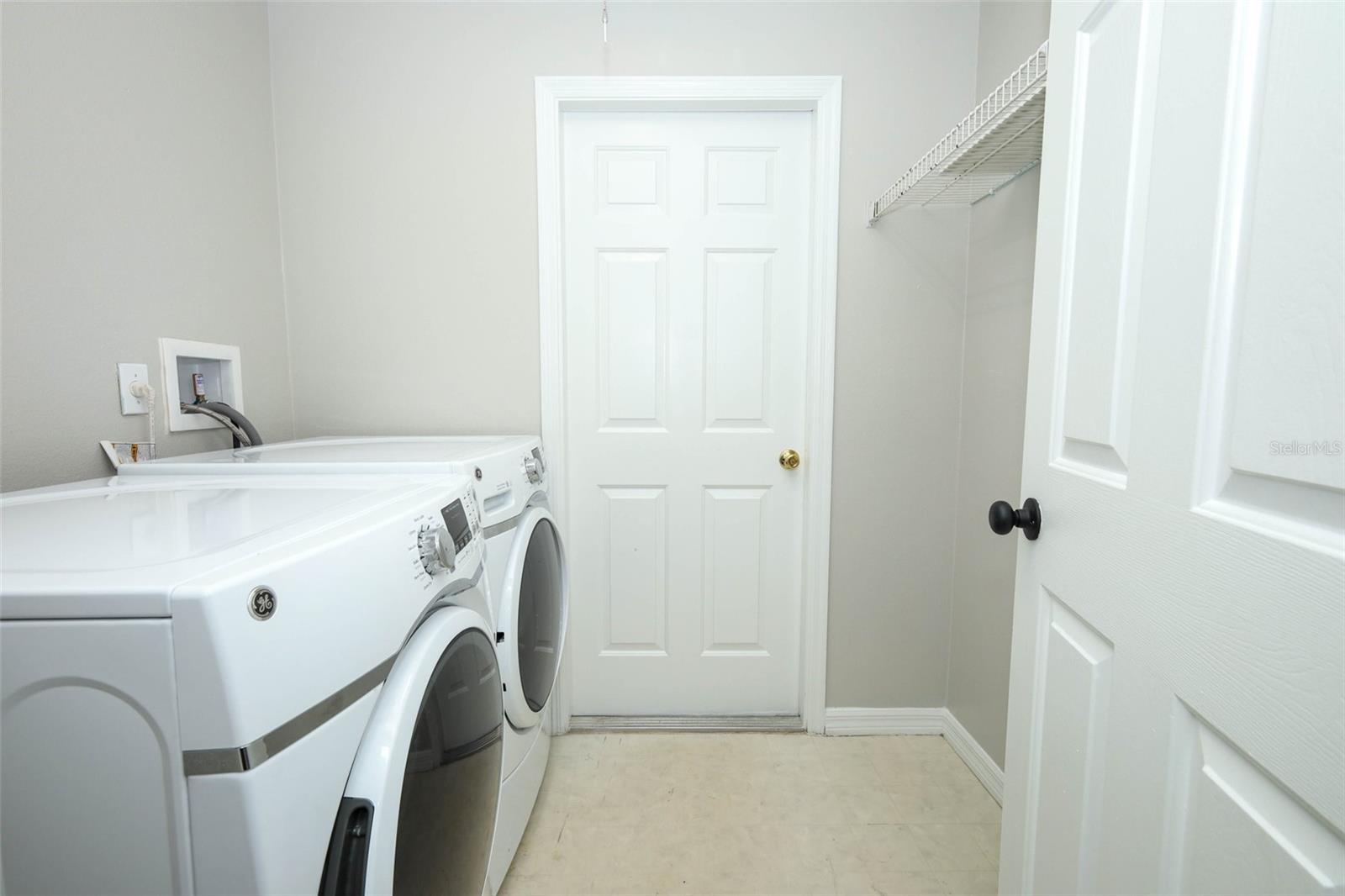 WATERFORD LAKES TR N33 - Residential