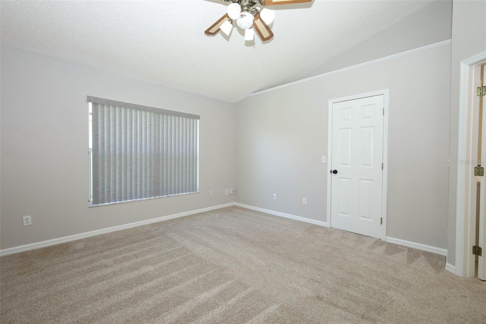 WATERFORD LAKES TR N33 - Residential