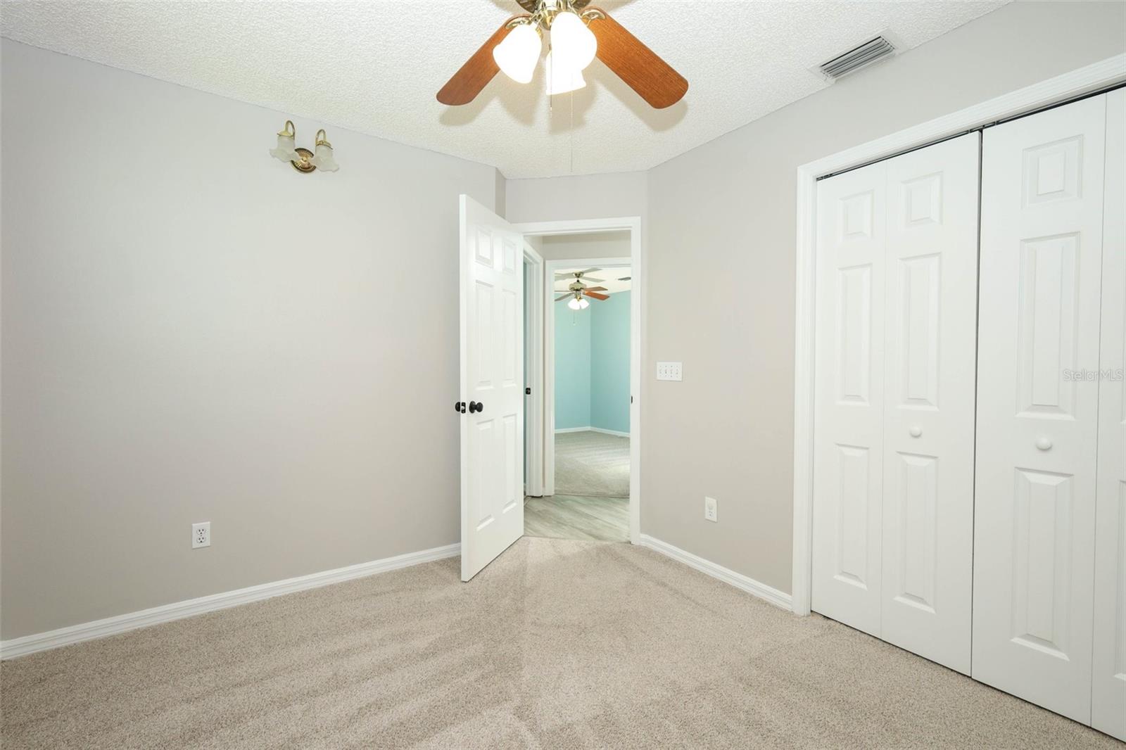 WATERFORD LAKES TR N33 - Residential