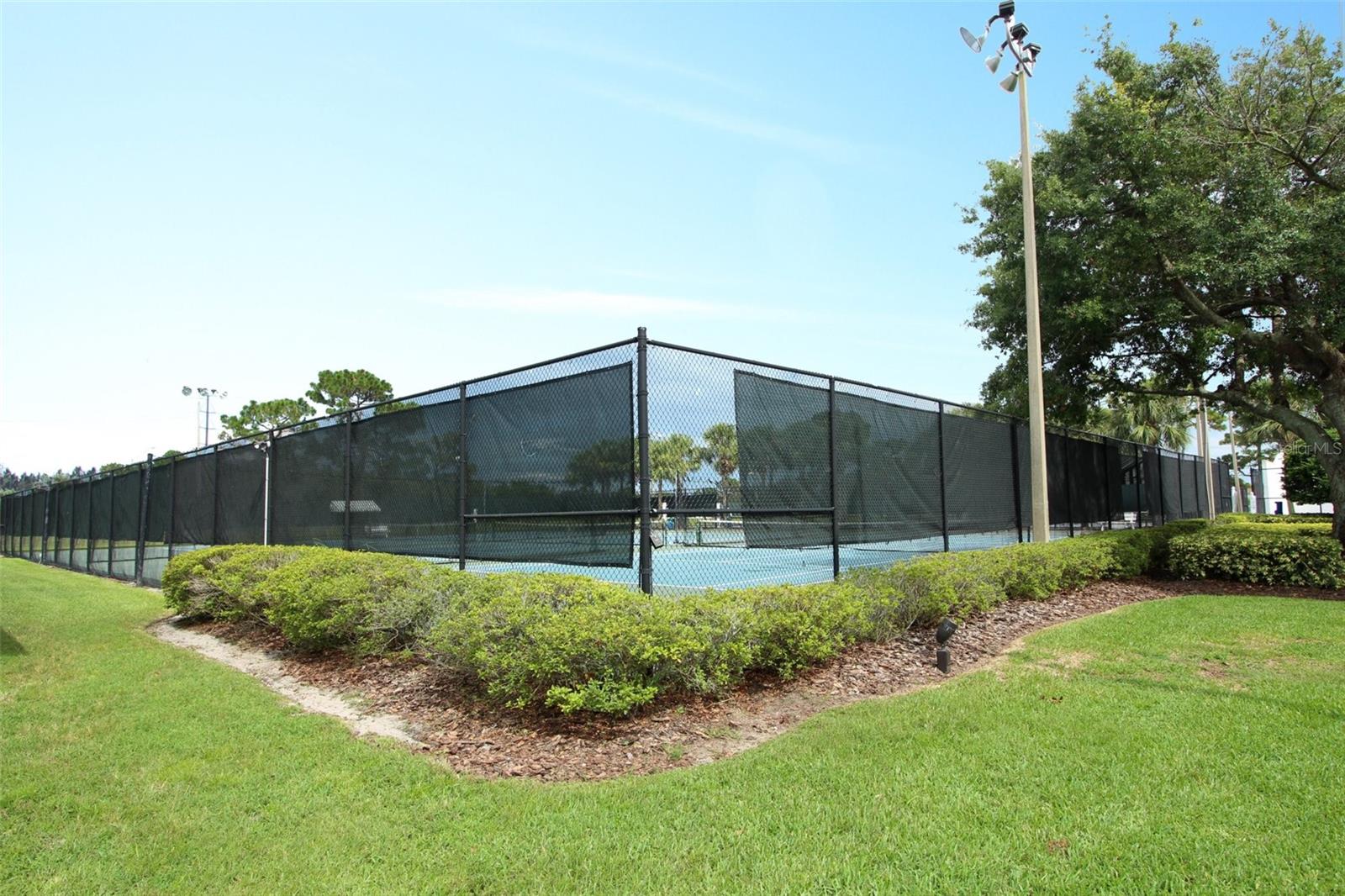 WATERFORD LAKES TR N33 - Residential