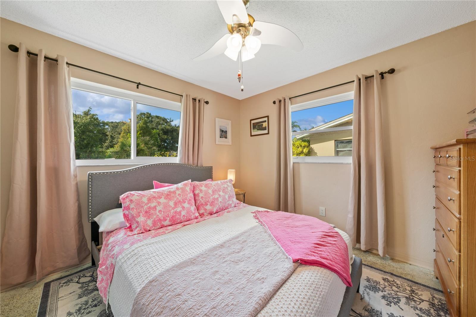 SUNNY RIDGE 2ND ADD - Residential