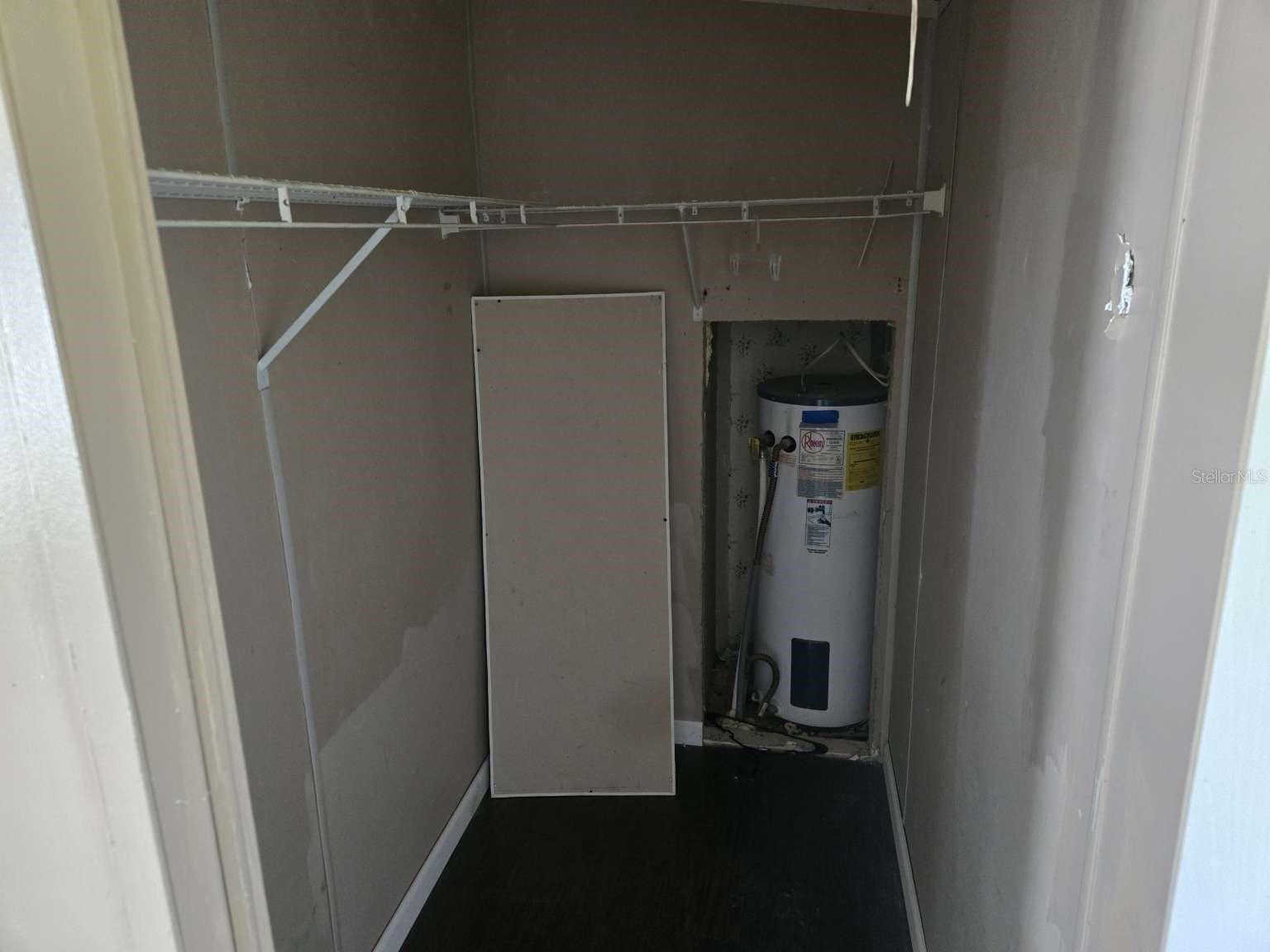 COUNTRY VIEW ESTATES - Residential