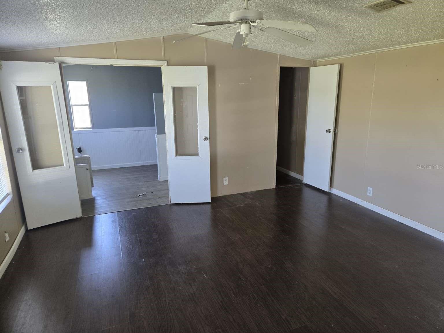 COUNTRY VIEW ESTATES - Residential