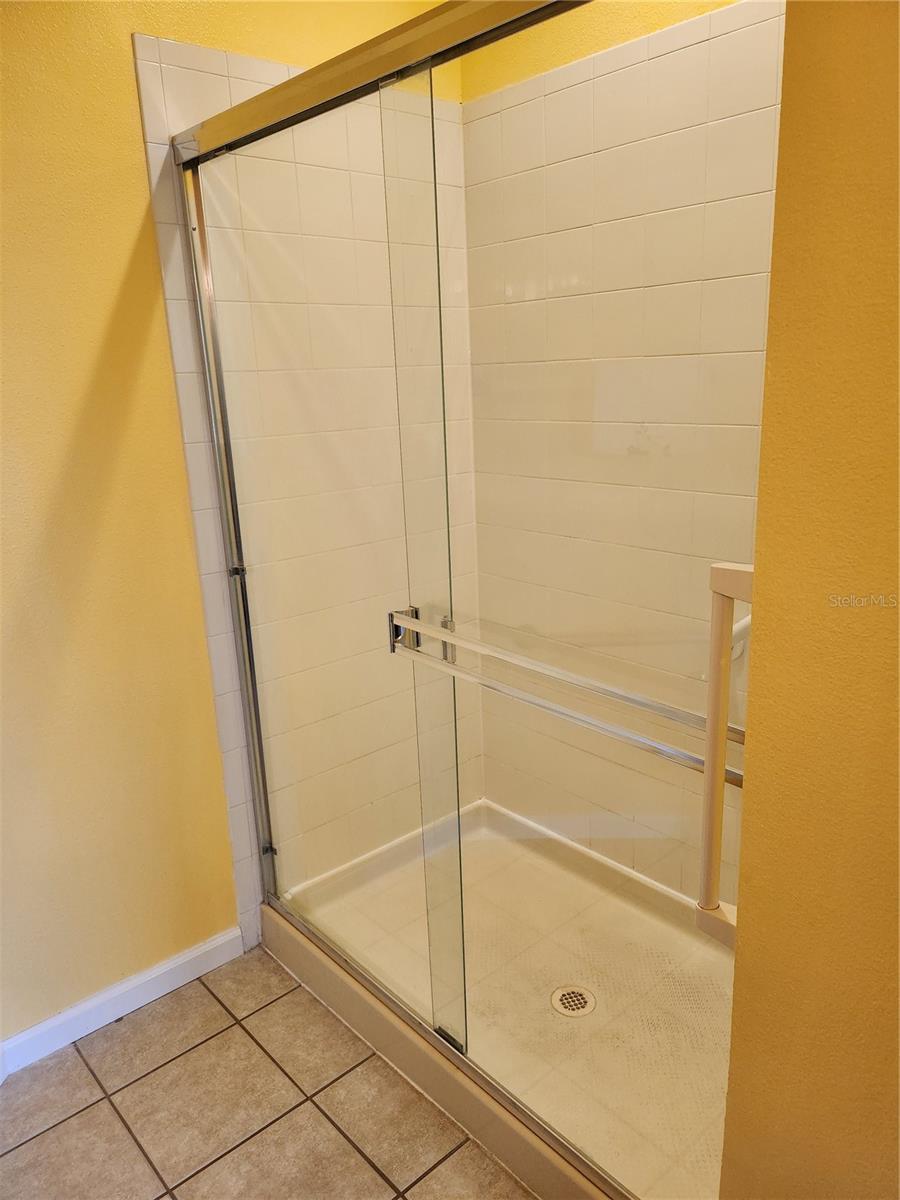 STERLING PARK AT STONEFIELD - Residential Lease