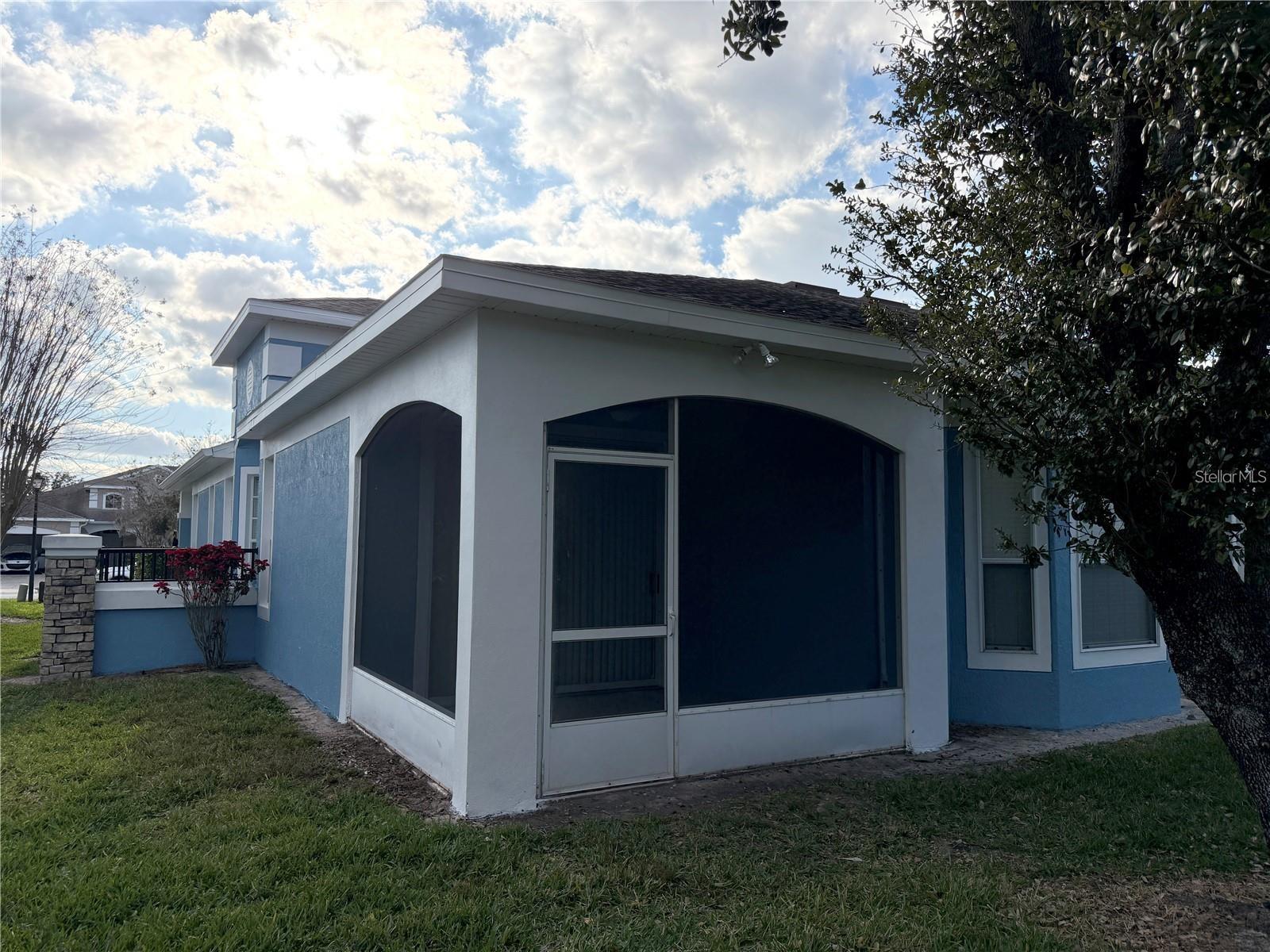 STERLING PARK AT STONEFIELD - Residential Lease