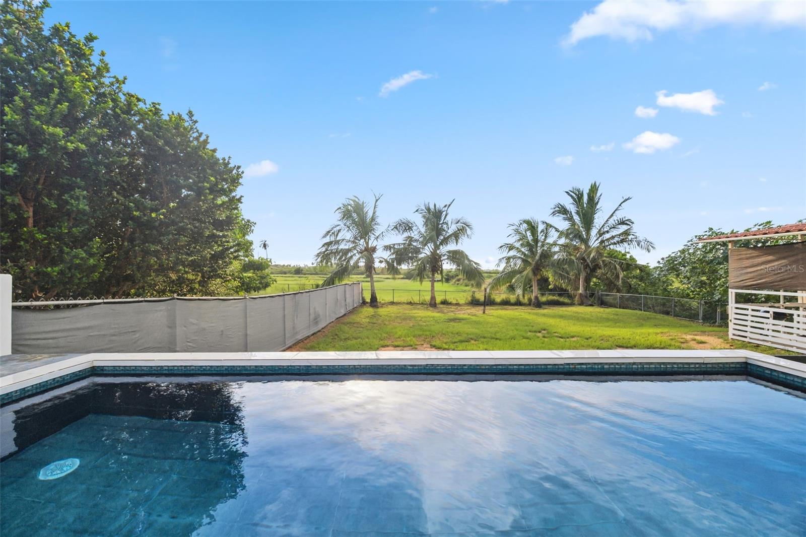 1893 AVENIDA MANUELA LAMELA ABREU