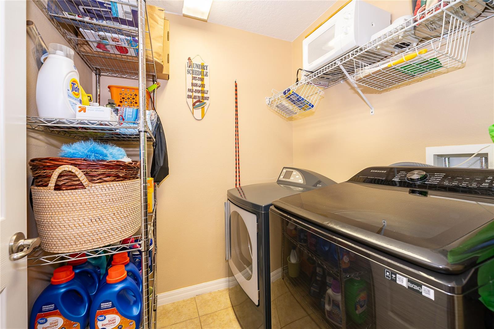 LAKE JESUP WOODS - Residential