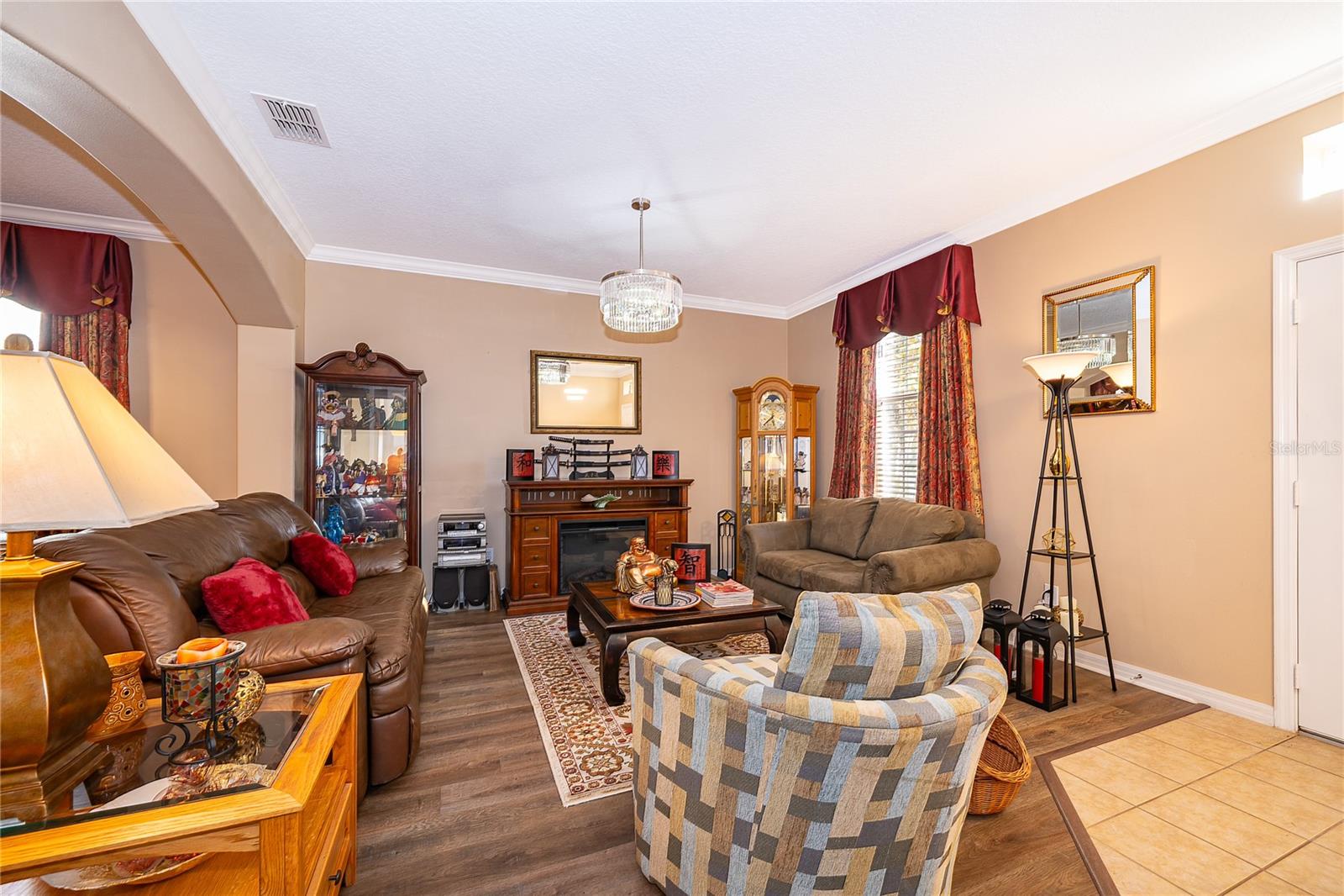 LAKE JESUP WOODS - Residential