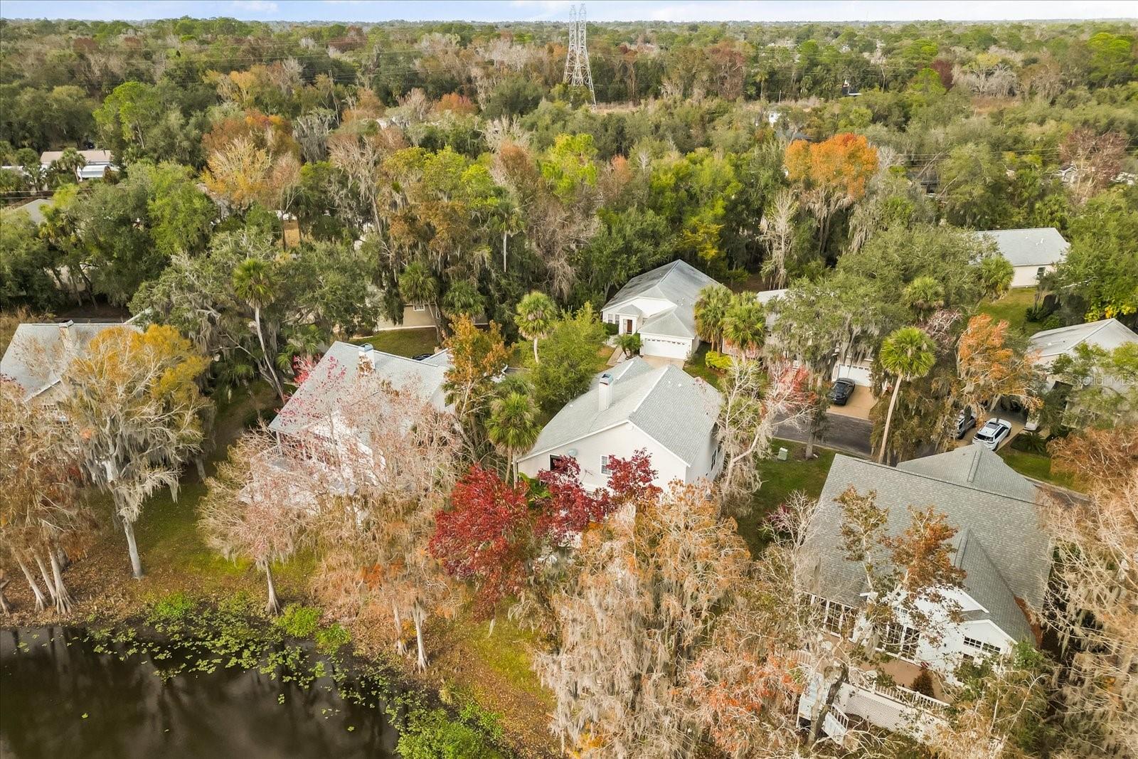 RIVER OAKS 01 CONDO - Residential