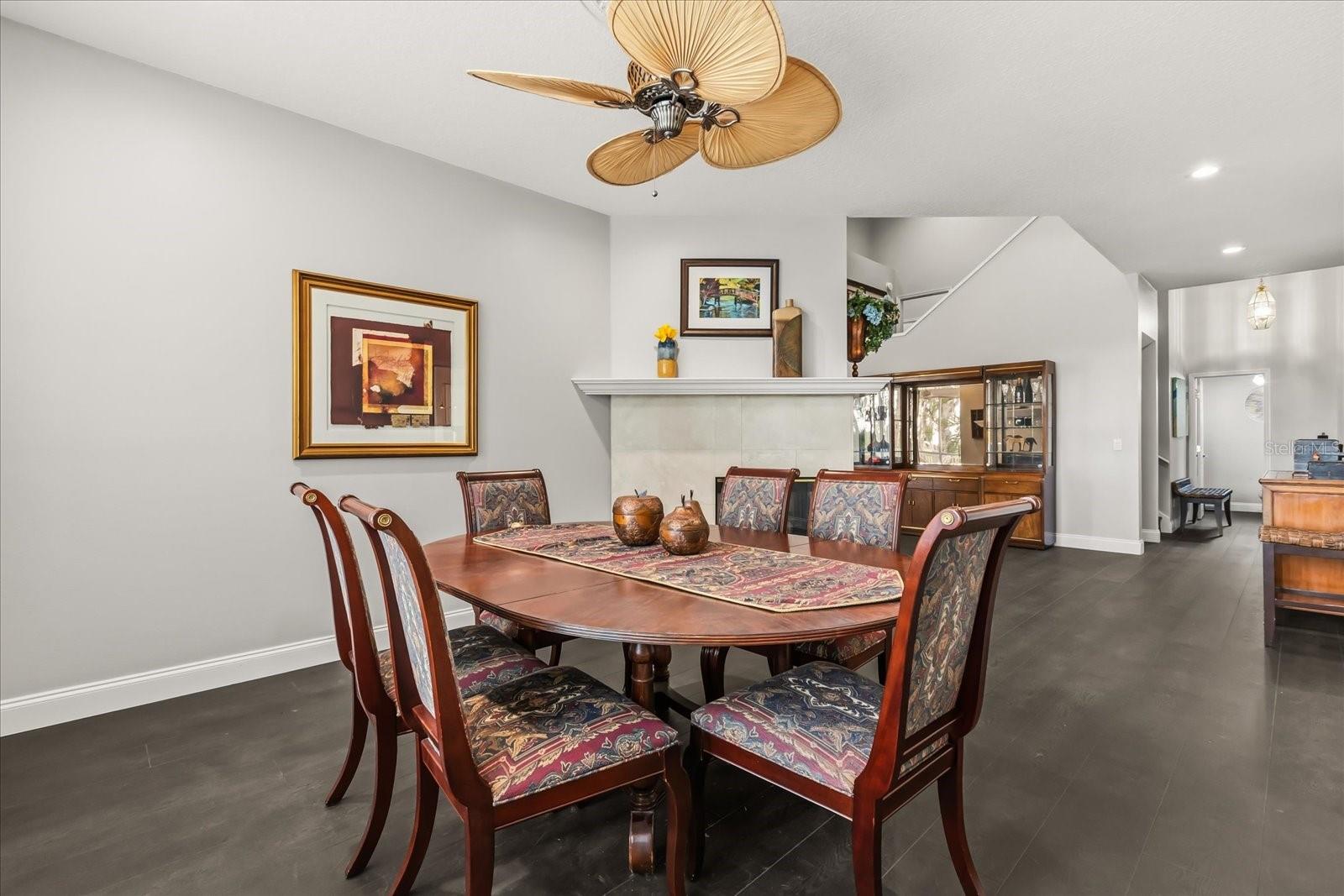 RIVER OAKS 01 CONDO - Residential