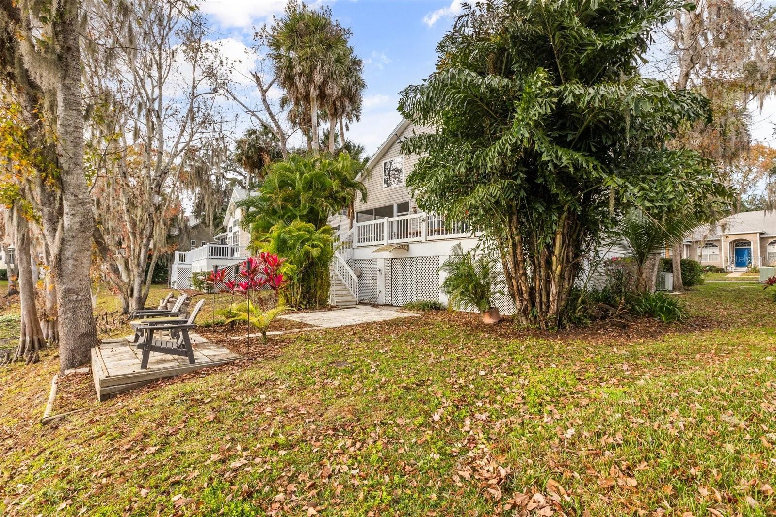 RIVER OAKS 01 CONDO - Residential