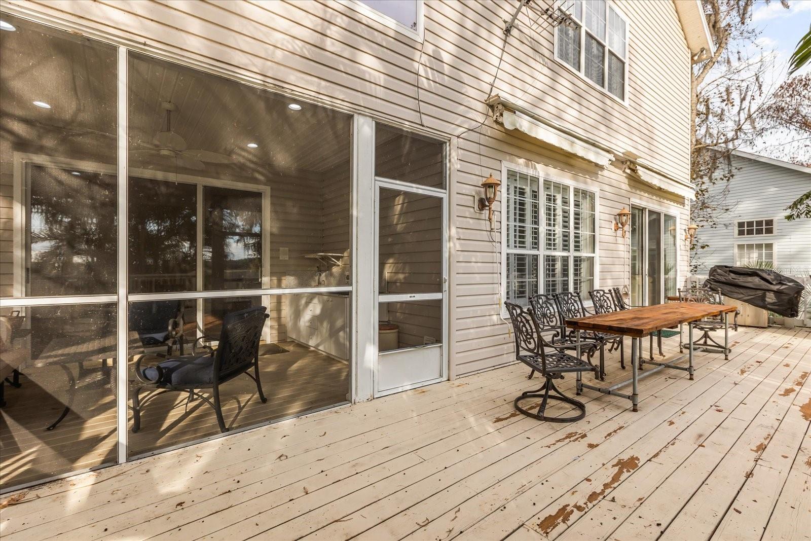 RIVER OAKS 01 CONDO - Residential