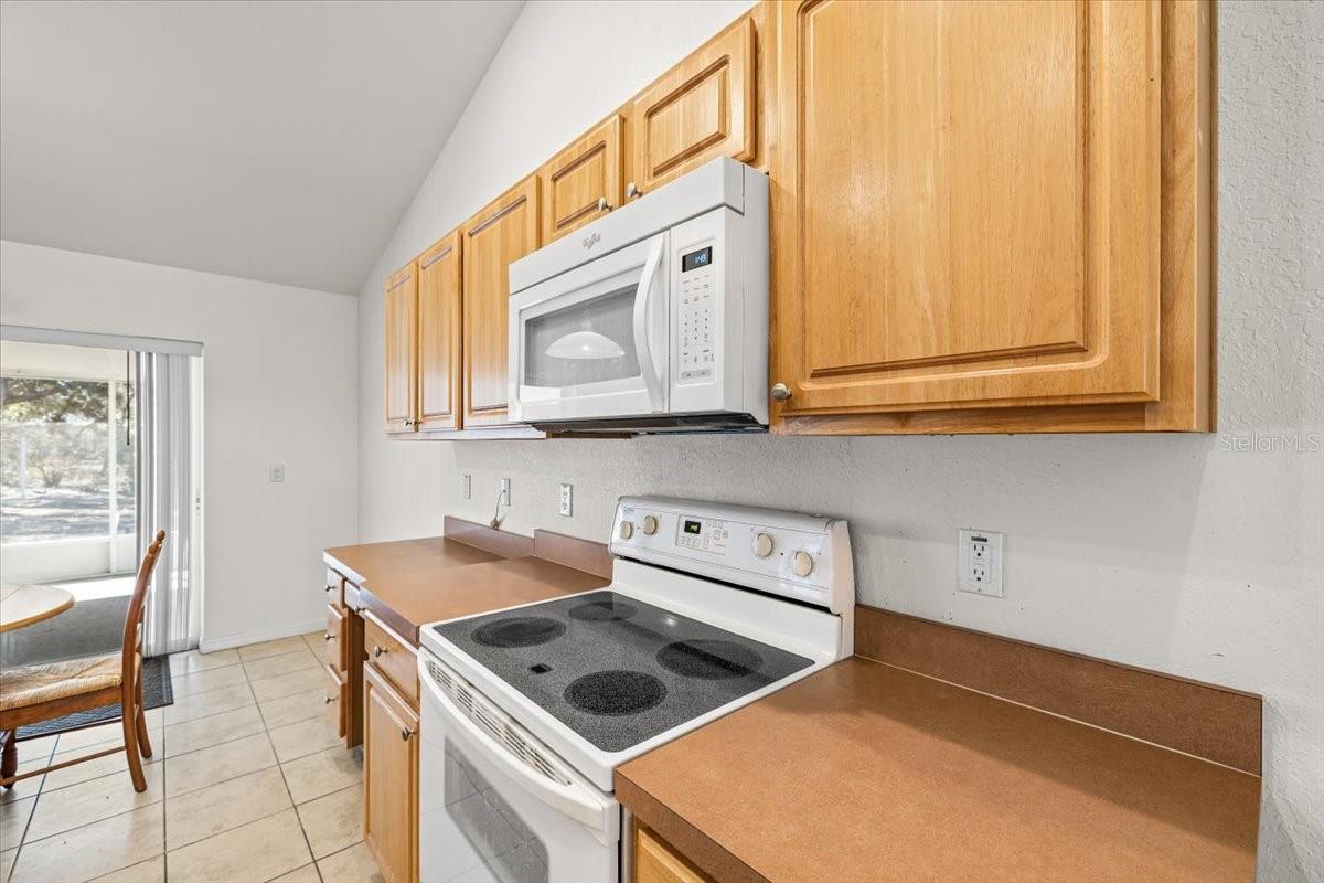 ROYAL HIGHLANDS - Residential