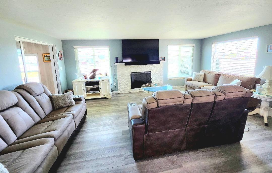 TRAILER ESTATES - Residential