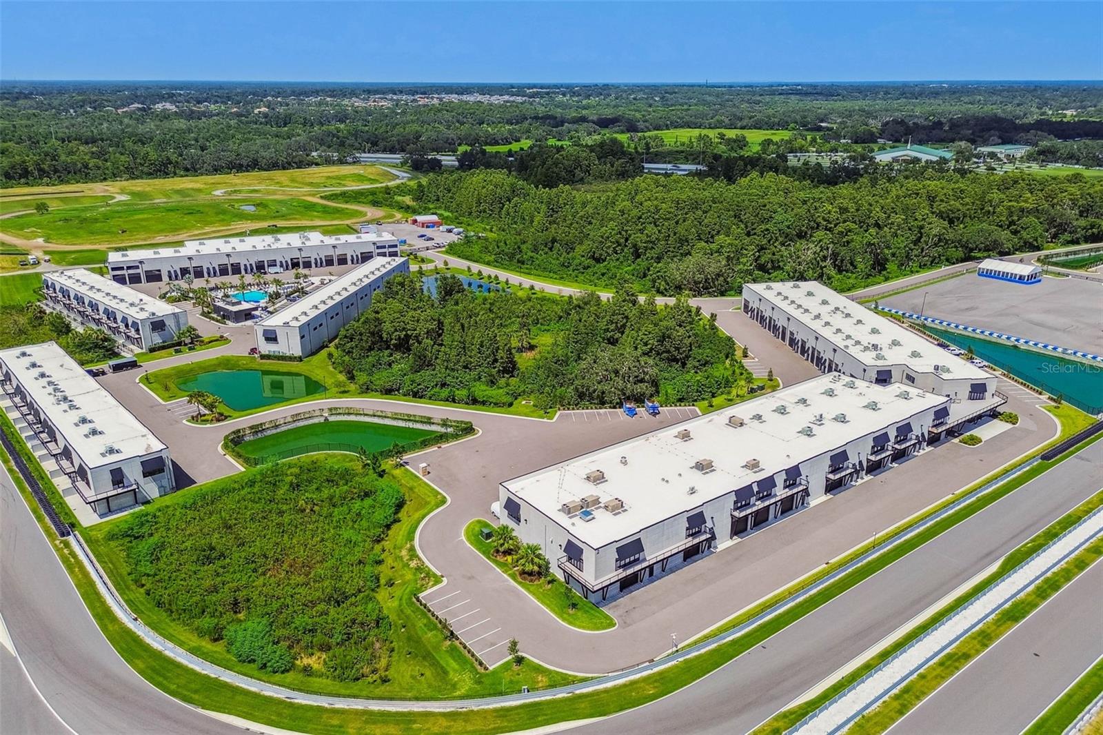 MOTOR ENCLAVE - Residential
