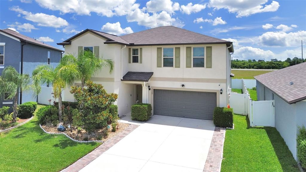 Photo of 10384 Scarlet Skimmer Dr, Riverview, FL 33578 (MLS # TB8510627)
