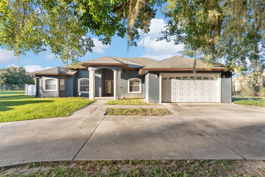 Welcome Home to Winter Garden Living!
This beautiful 4-bedroom, 3-bath home sits on an oversized, fully fenced lot, offering plenty of space for entertaining, relaxing, and play. Enjoy mornings with coffee on the patio and evenings with wine and barbecues under the stars in your private backyard oasis. The open floor plan is ideal for modern living, with bright, airy spaces and thoughtful finishes throughout. Perfectly located just minutes from charming downtown Winter Garden, where you’ll find boutique shops, dining, and the weekly farmers market. This home truly blends comfort, lifestyle, and convenience—your perfect Florida retreat!
