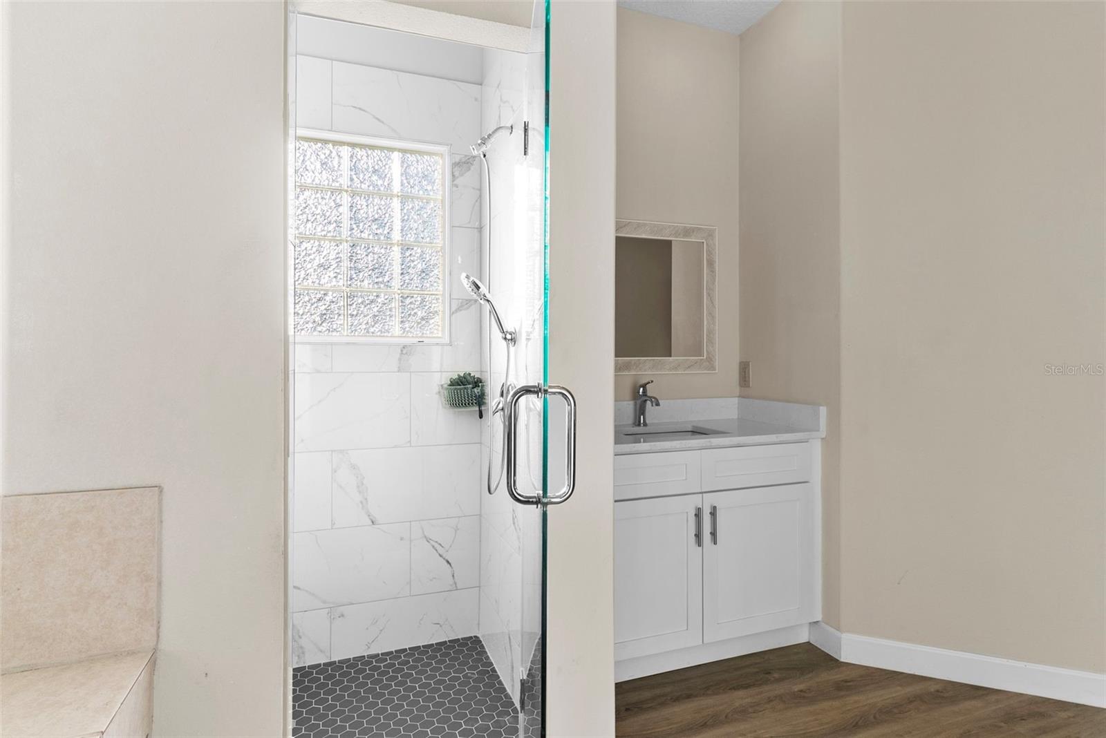 J S LOVELESS ADD - Residential