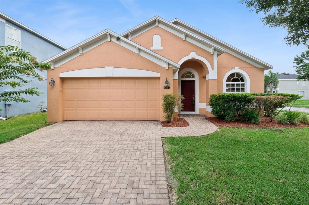 Photo of 12751 Moss Park Ridge Drive, Orlando, FL 32832 (MLS # O6425453)
