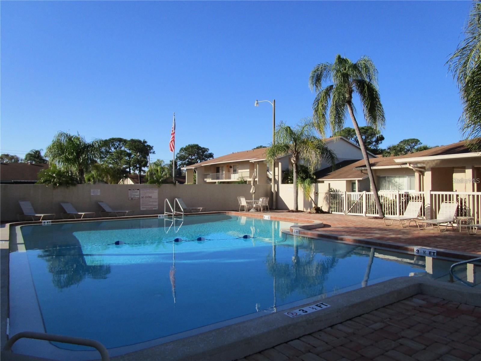 PINEWOOD VILLAGE V - Residential