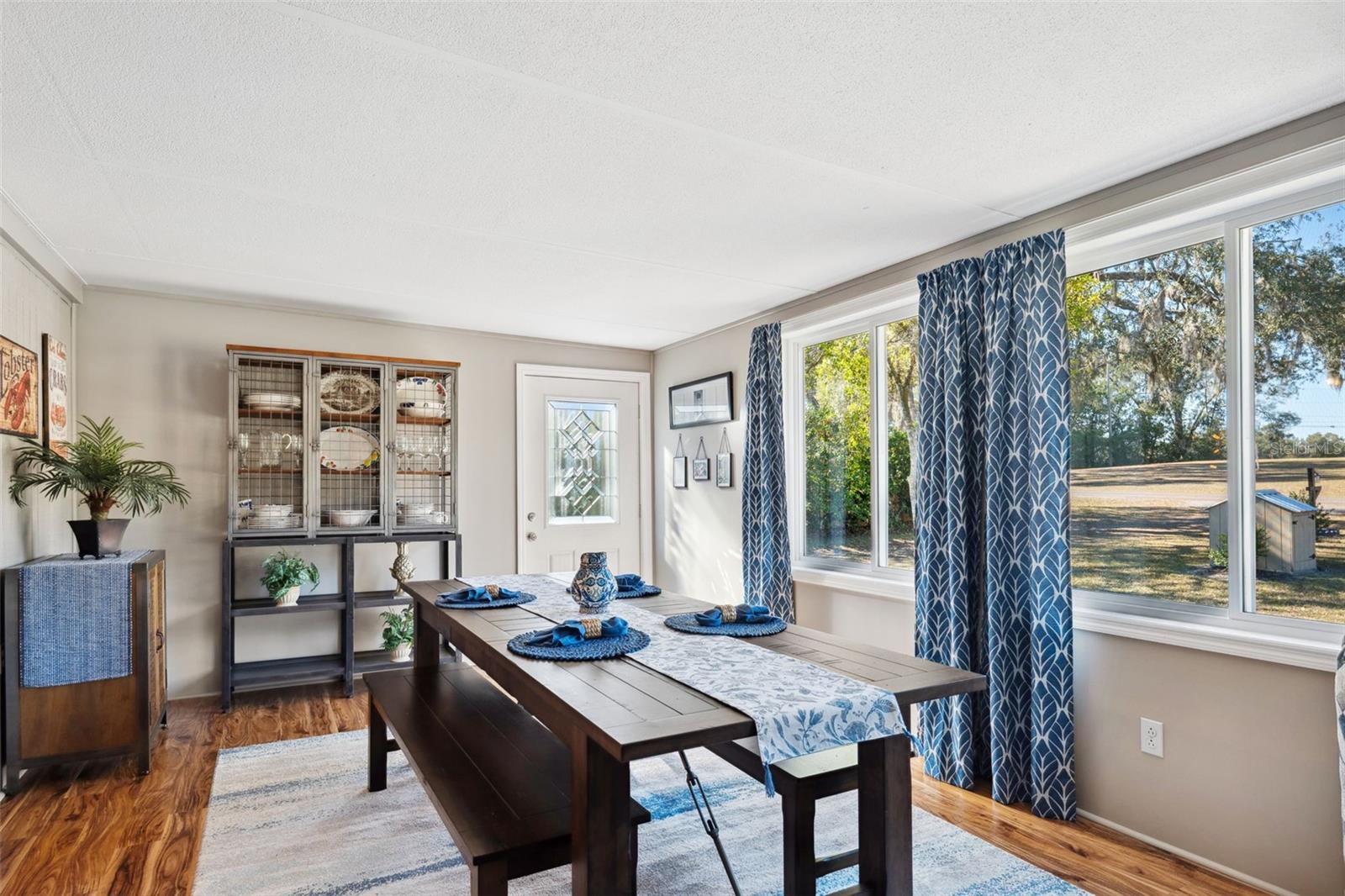 COVE BEND - Residential