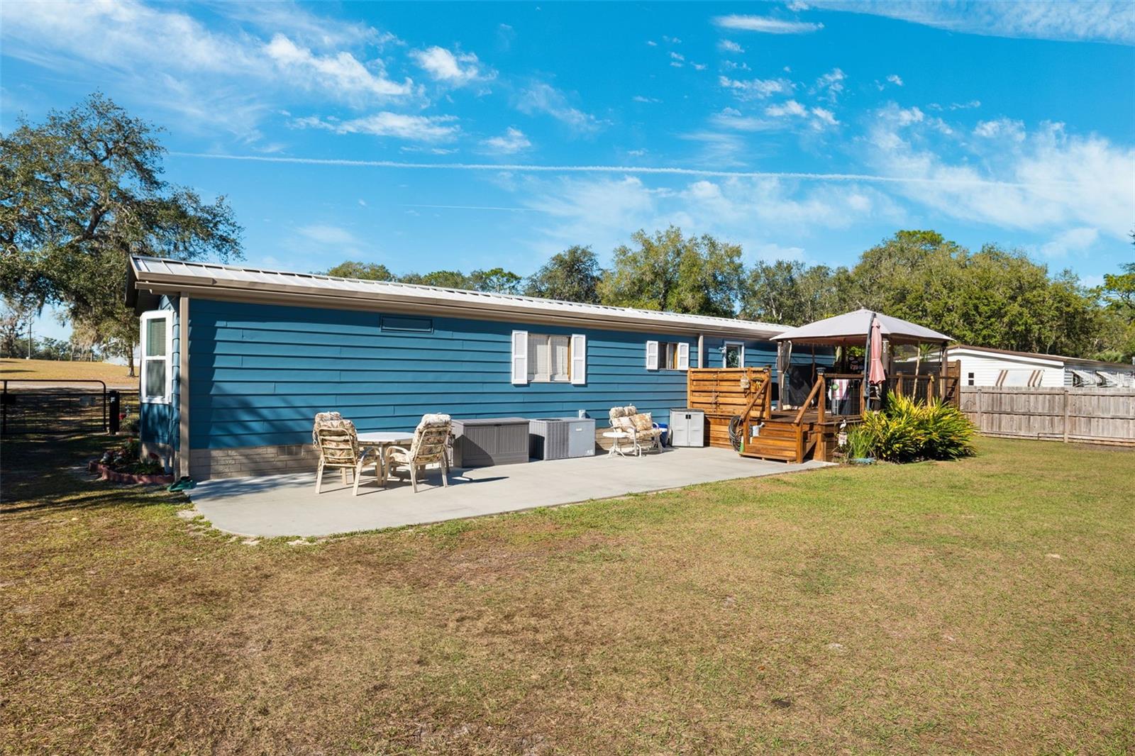 COVE BEND - Residential